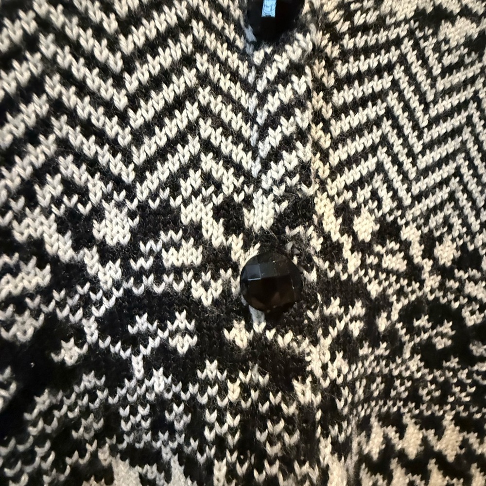 Coldwater Creek Black and White Nordic Patterned Collared Button Down Sweater - Picture 4 of 5